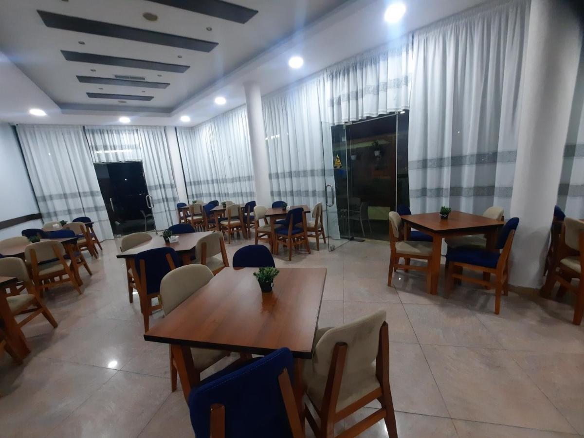 Hotel Megniar Lushnjë Extérieur photo